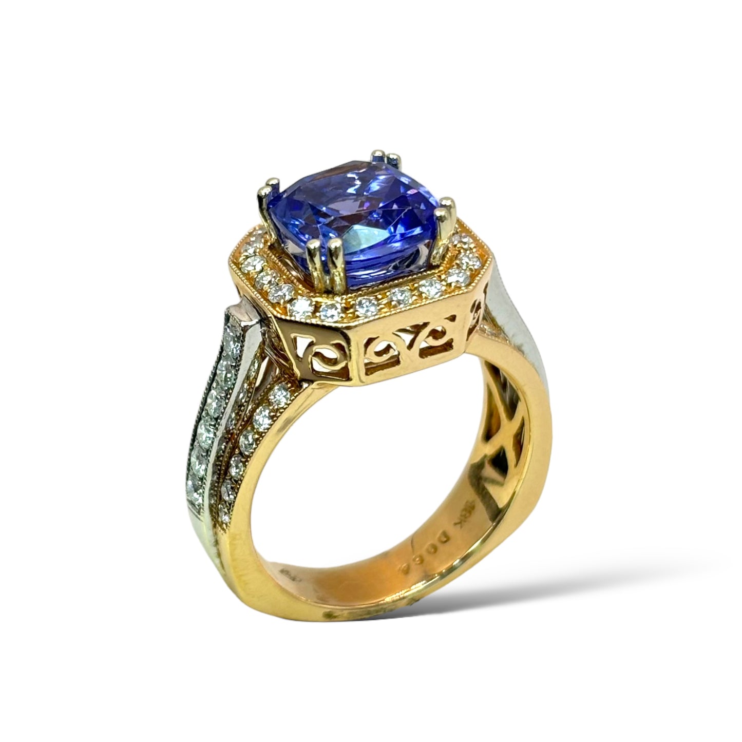 1/1 ESTATE 18KT GOLD 2.80 CT TANZANITE RING