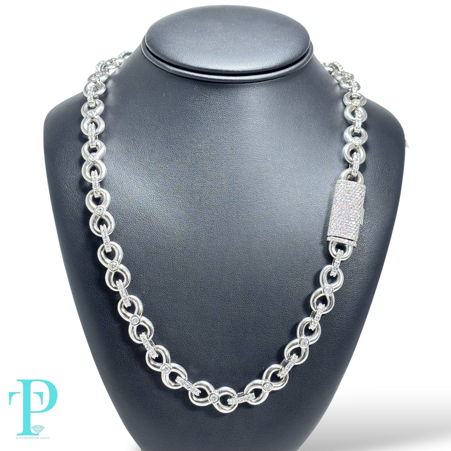 14KT WHITE GOLD / 166.0g 22” 15MM 17.56CTW DIAMOND / INFINITY LINK CHAIN