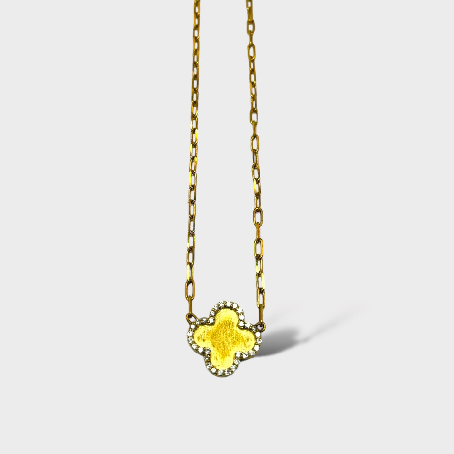 CLOVER DIAMOND NECKLACE