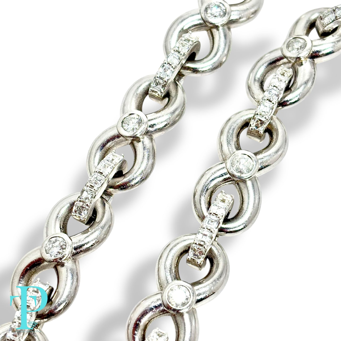 14KT WHITE GOLD / 166.0g 22” 15MM 17.56CTW DIAMOND / INFINITY LINK CHAIN