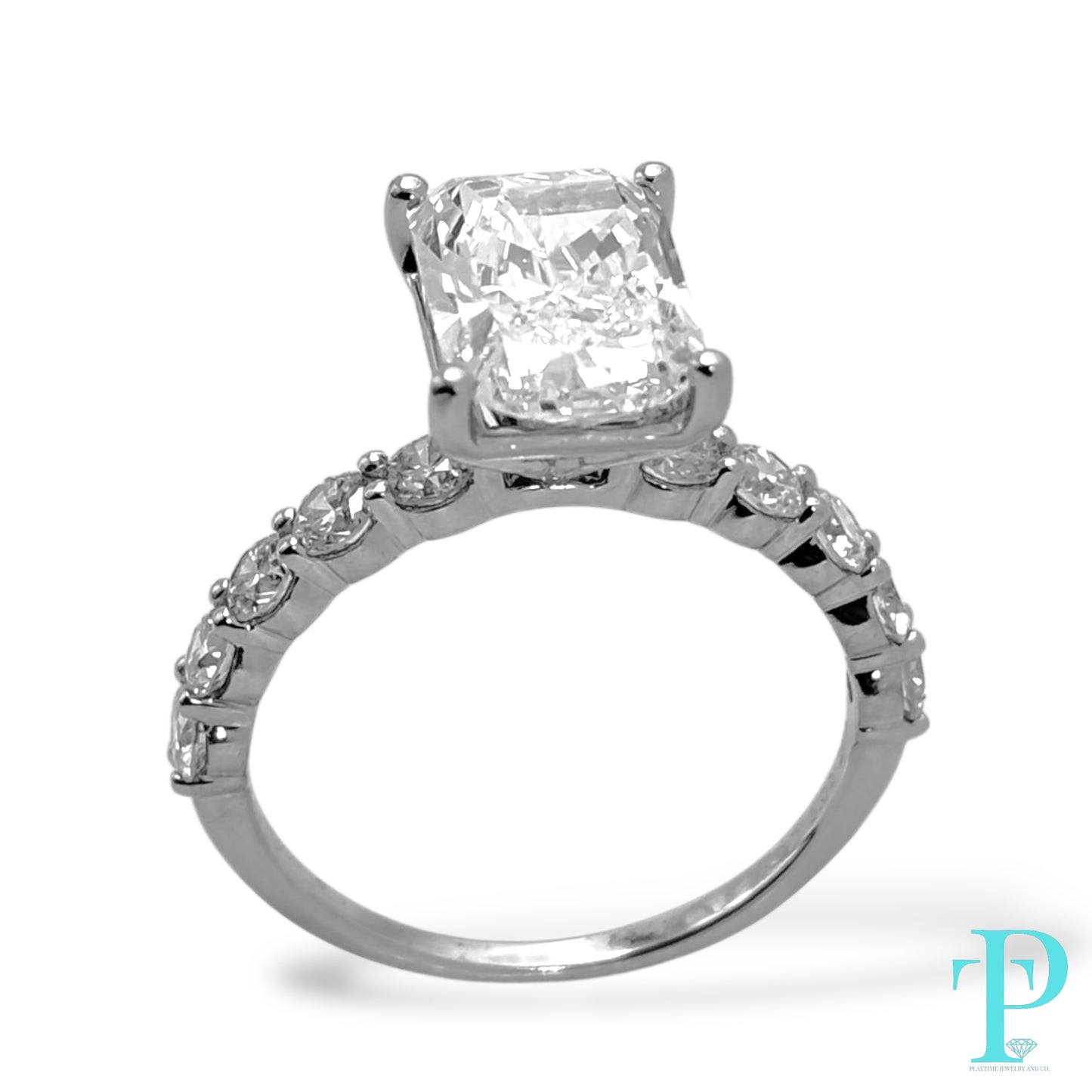 2.50CT RADIANT-CUT DIAMOND ENGAGEMENT RING 14KT / LAB-GROWN