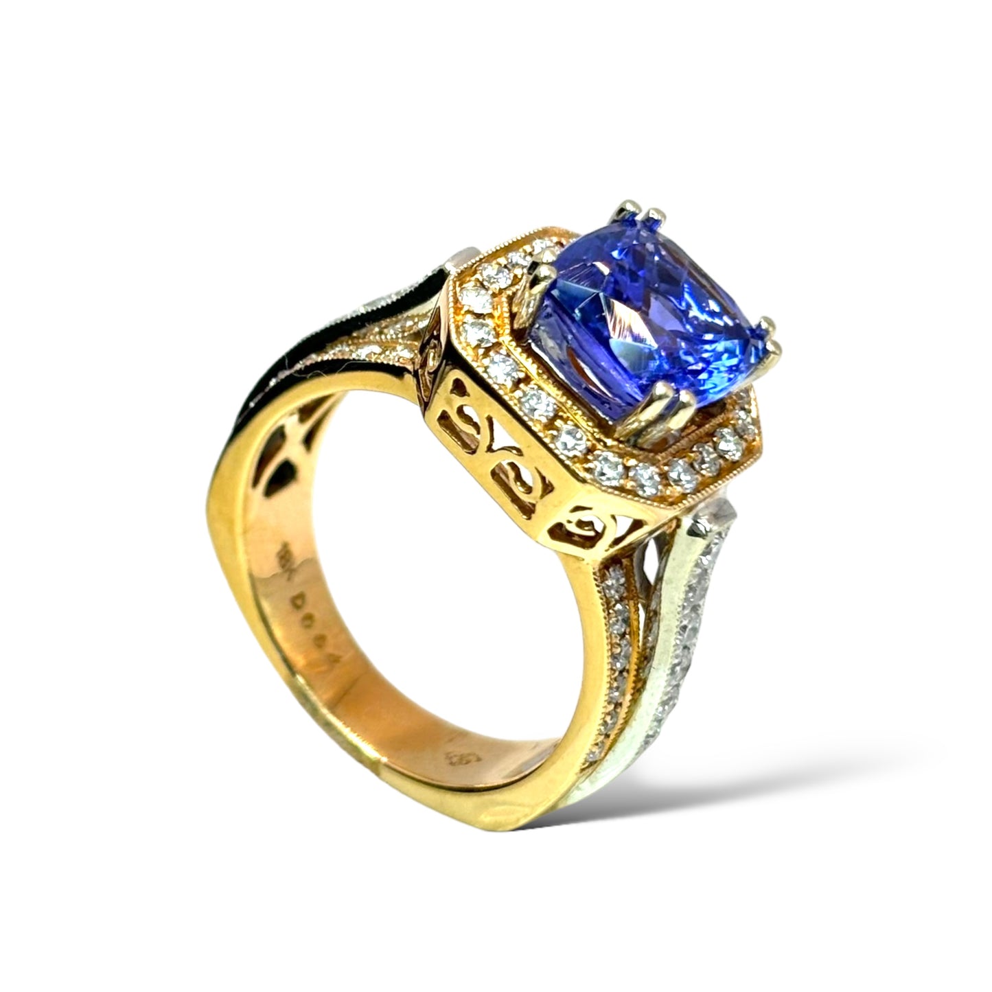 1/1 ESTATE 18KT GOLD 2.80 CT TANZANITE RING